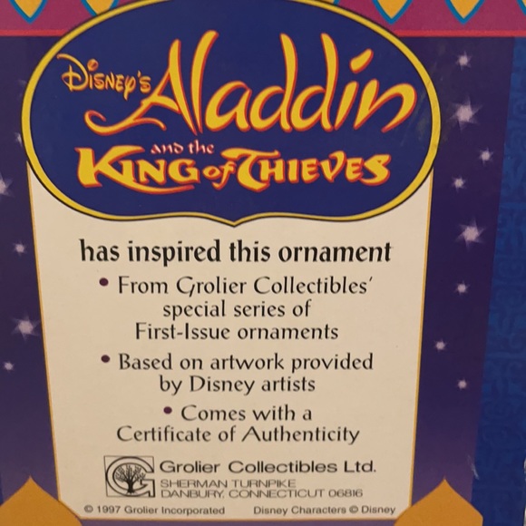 Disney Aladdin- Jasmine and Aladdin Wedding Ornament - Picture 4 of 6